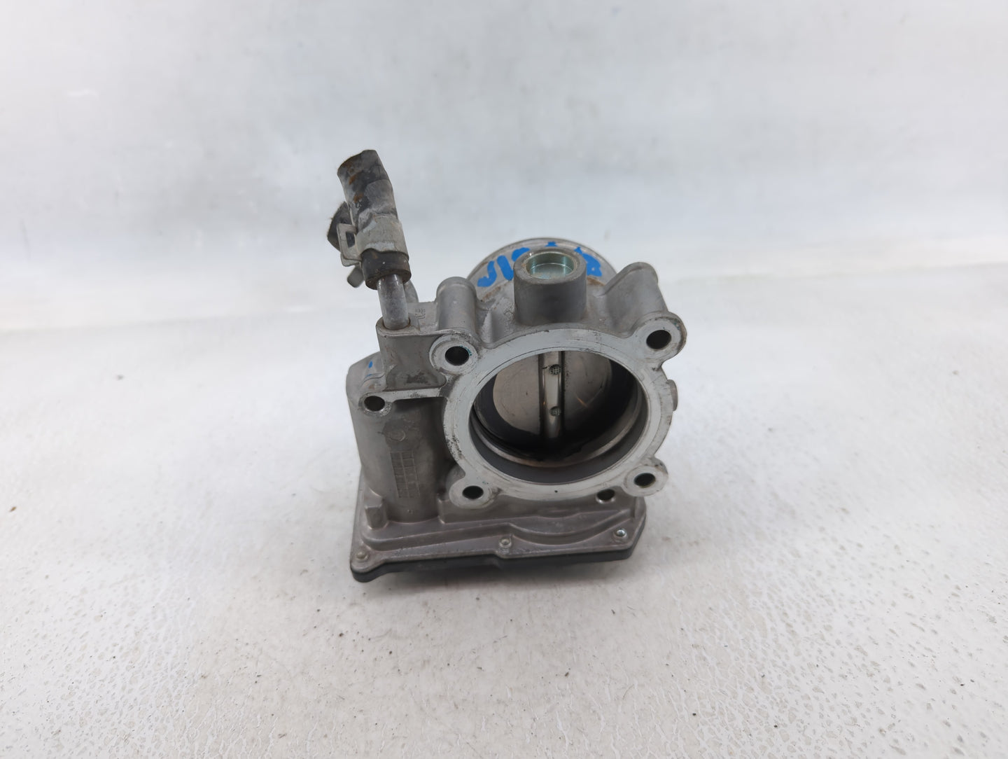 2011-2020 Hyundai Elantra Throttle Body P/N:35100-2E000 Fits Fits 2011 2012 2013 2014 2015 2016 2017 2018 2019 2020 2021 OEM