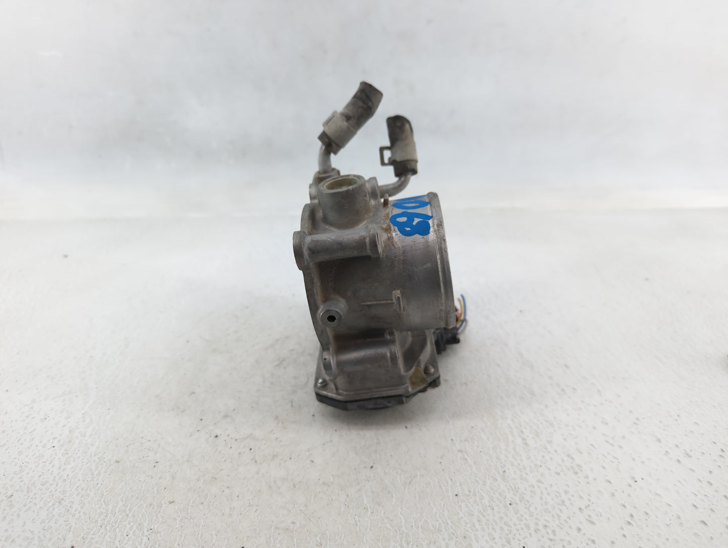 2011-2020 Hyundai Elantra Throttle Body P/N:35100-2E000 Fits Fits 2011 2012 2013 2014 2015 2016 2017 2018 2019 2020 2021 OEM