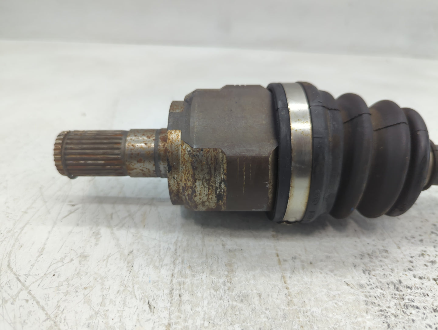 2011-2016 Hyundai Elantra Axle Shaft Front Driver Cv C/v - Oemusedautoparts1.com