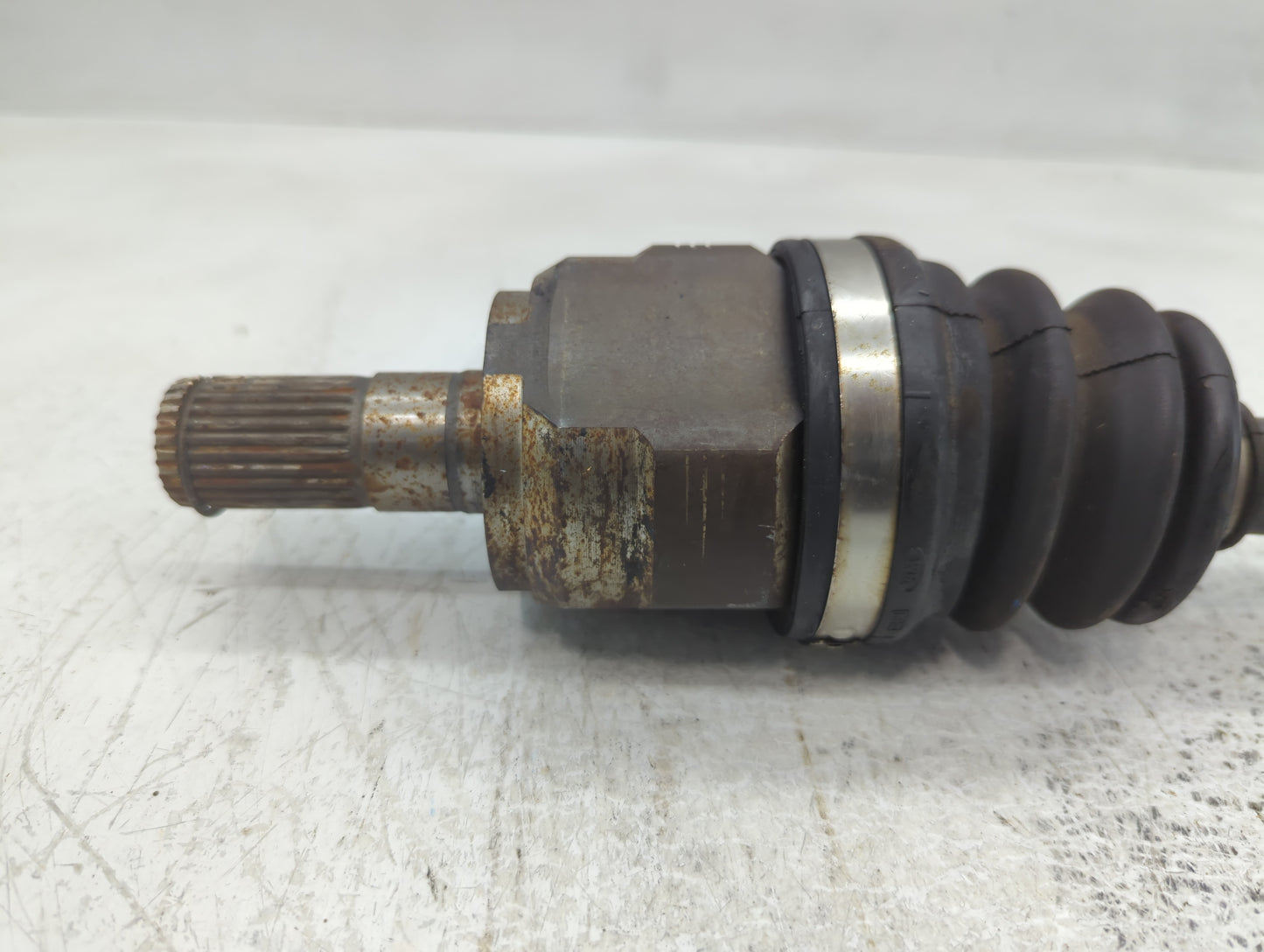 2011-2016 Hyundai Elantra Axle Shaft Front Driver Cv C/v - Oemusedautoparts1.com