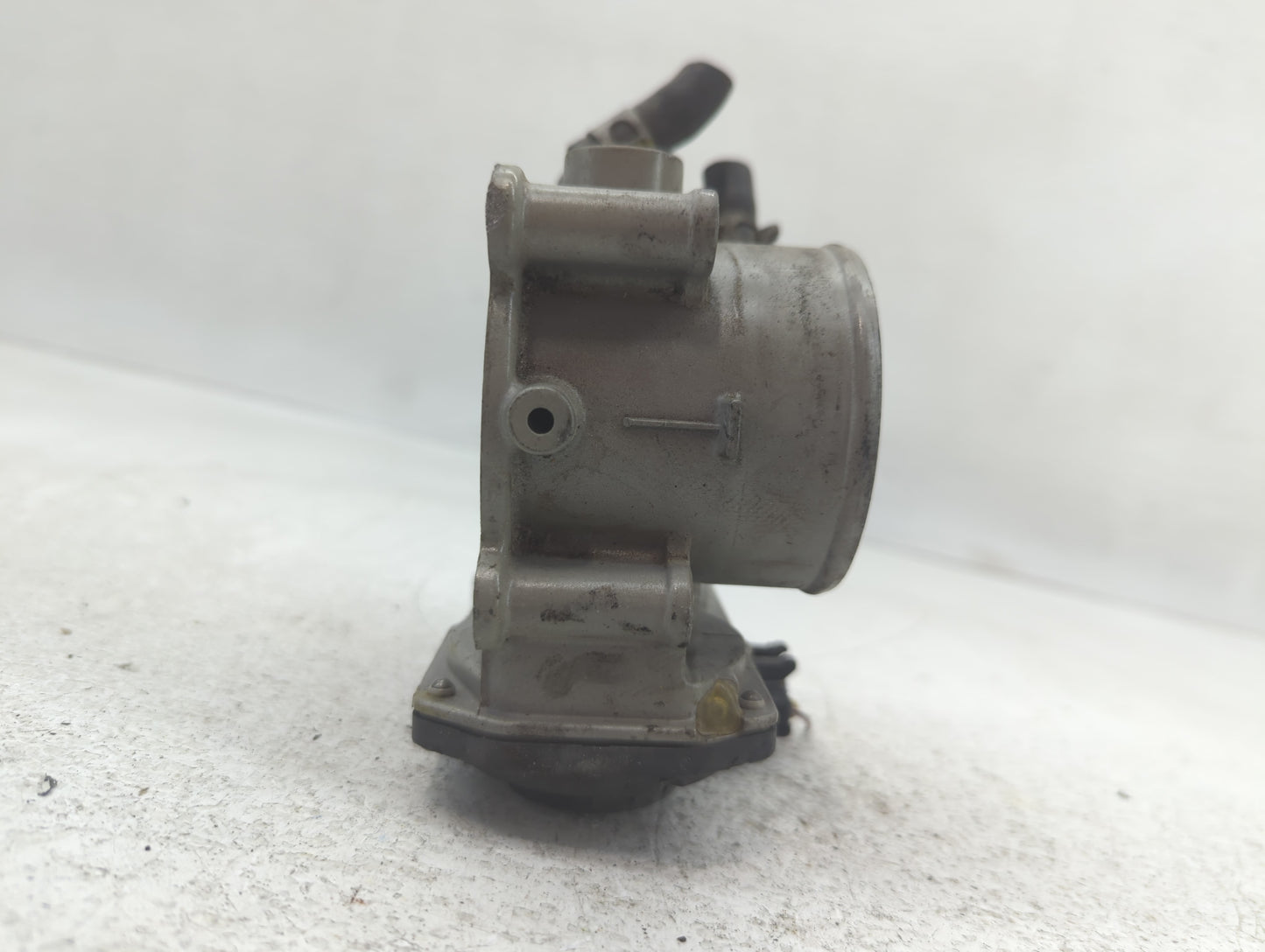2011-2020 Hyundai Elantra Throttle Body P/N:35100-2E000 Fits Fits 2011 2012 2013 2014 2015 2016 2017 2018 2019 2020 2021 OEM