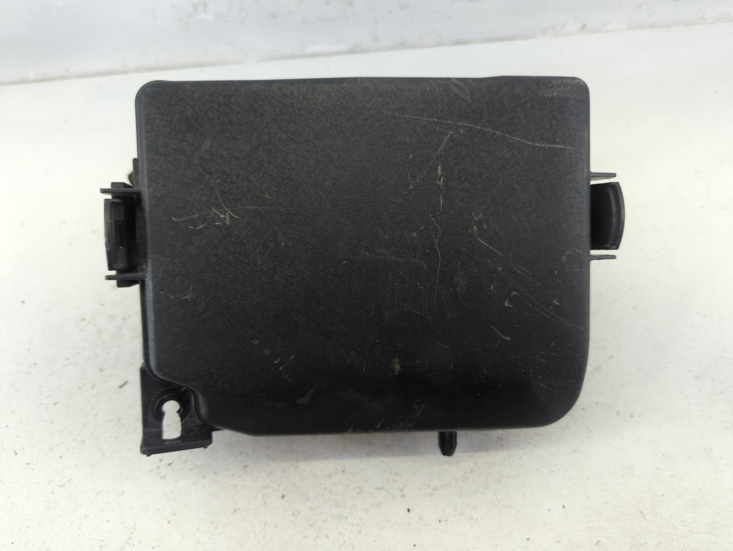 2014-2016 Hyundai Elantra Fusebox Fuse Box Panel Relay Module P/N:91265 3X060 Fits Fits 2014 2015 2016 OEM Used Auto Parts -