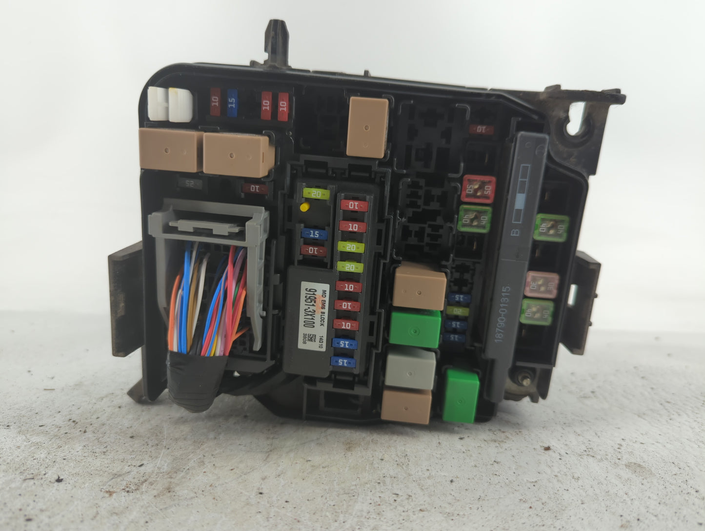 2014-2016 Hyundai Elantra Fusebox Fuse Box Panel Relay Module P/N:91266 3X100 Fits Fits 2014 2015 2016 OEM Used Auto Parts -