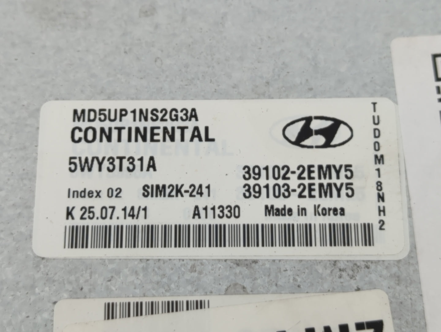 2015 Hyundai Elantra PCM Engine Control Computer ECU ECM PCU OEM P/N:39100-2EMY5 39101-2EMY5 Fits OEM Used Auto Parts - Oemu