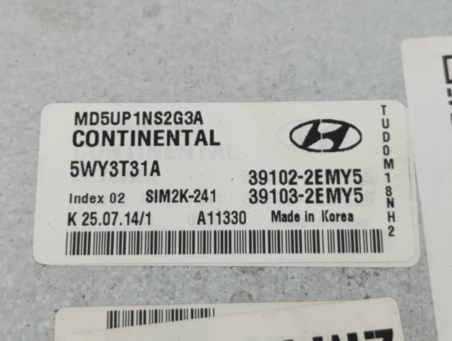 2015 Hyundai Elantra PCM Engine Control Computer ECU ECM PCU OEM P/N:39100-2EMY5 39101-2EMY5 Fits OEM Used Auto Parts - Oemu