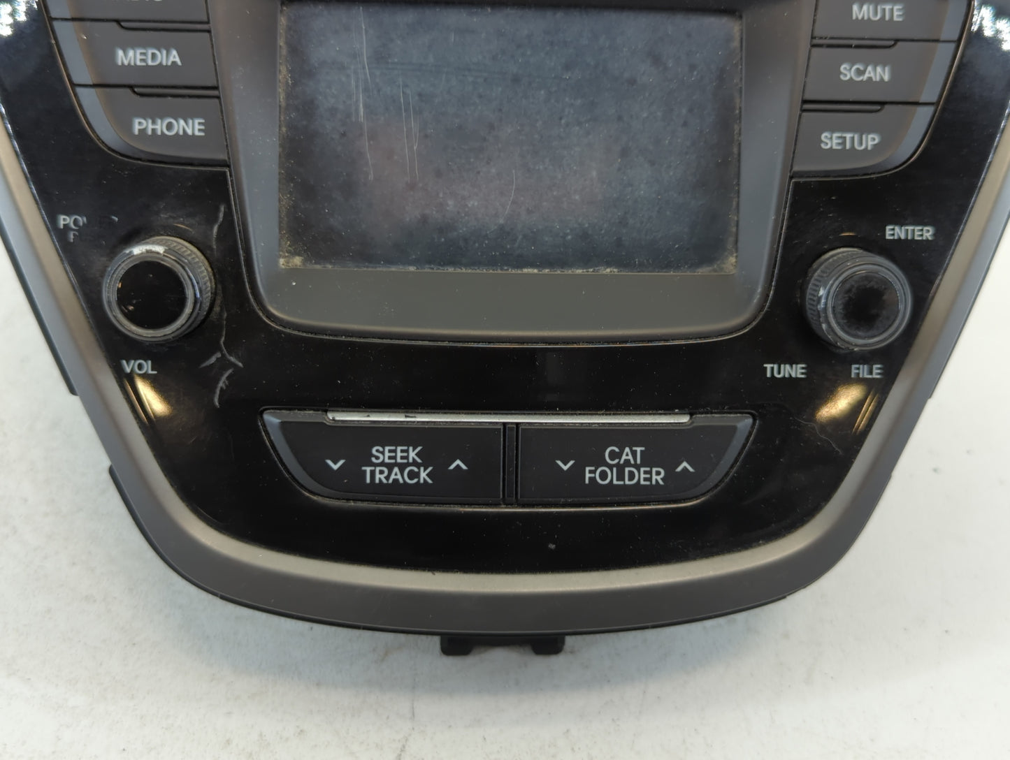 2014-2016 Hyundai Elantra Am Fm Cd Player Radio Receiver - Oemusedautoparts1.com