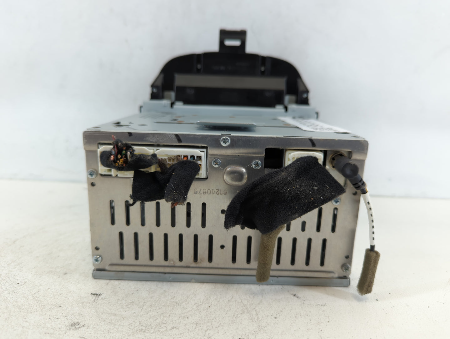 2014-2016 Hyundai Elantra Am Fm Cd Player Radio Receiver - Oemusedautoparts1.com