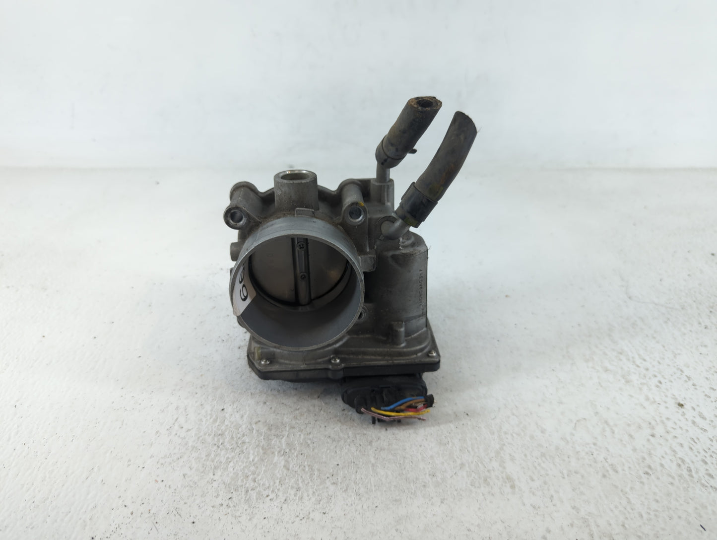 2011-2020 Hyundai Elantra Throttle Body P/N:35100-2E000 Fits Fits 2011 2012 2013 2014 2015 2016 2017 2018 2019 2020 2021 OEM