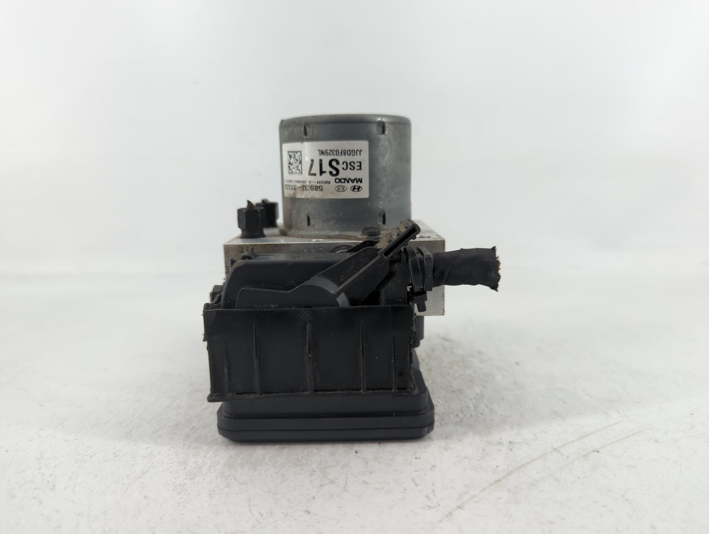2014-2016 Hyundai Elantra ABS Pump Control Module Replacement P/N:ESCS17 58920-3X630 Fits Fits 2014 2015 2016 OEM Used Auto 