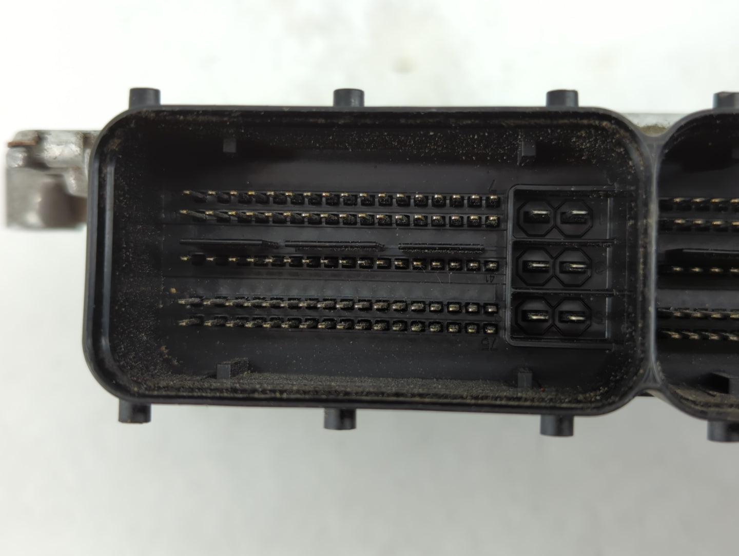 2014-2016 Hyundai Elantra PCM Engine Control Computer ECU ECM PCU OEM P/N:39103-02EMB5 39102-2EMB5 Fits Fits 2014 2015 2016 