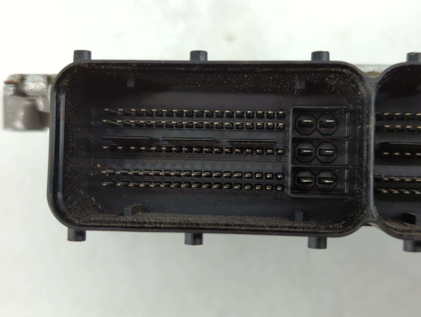 2014-2016 Hyundai Elantra PCM Engine Control Computer ECU ECM PCU OEM P/N:39103-02EMB5 39102-2EMB5 Fits Fits 2014 2015 2016 