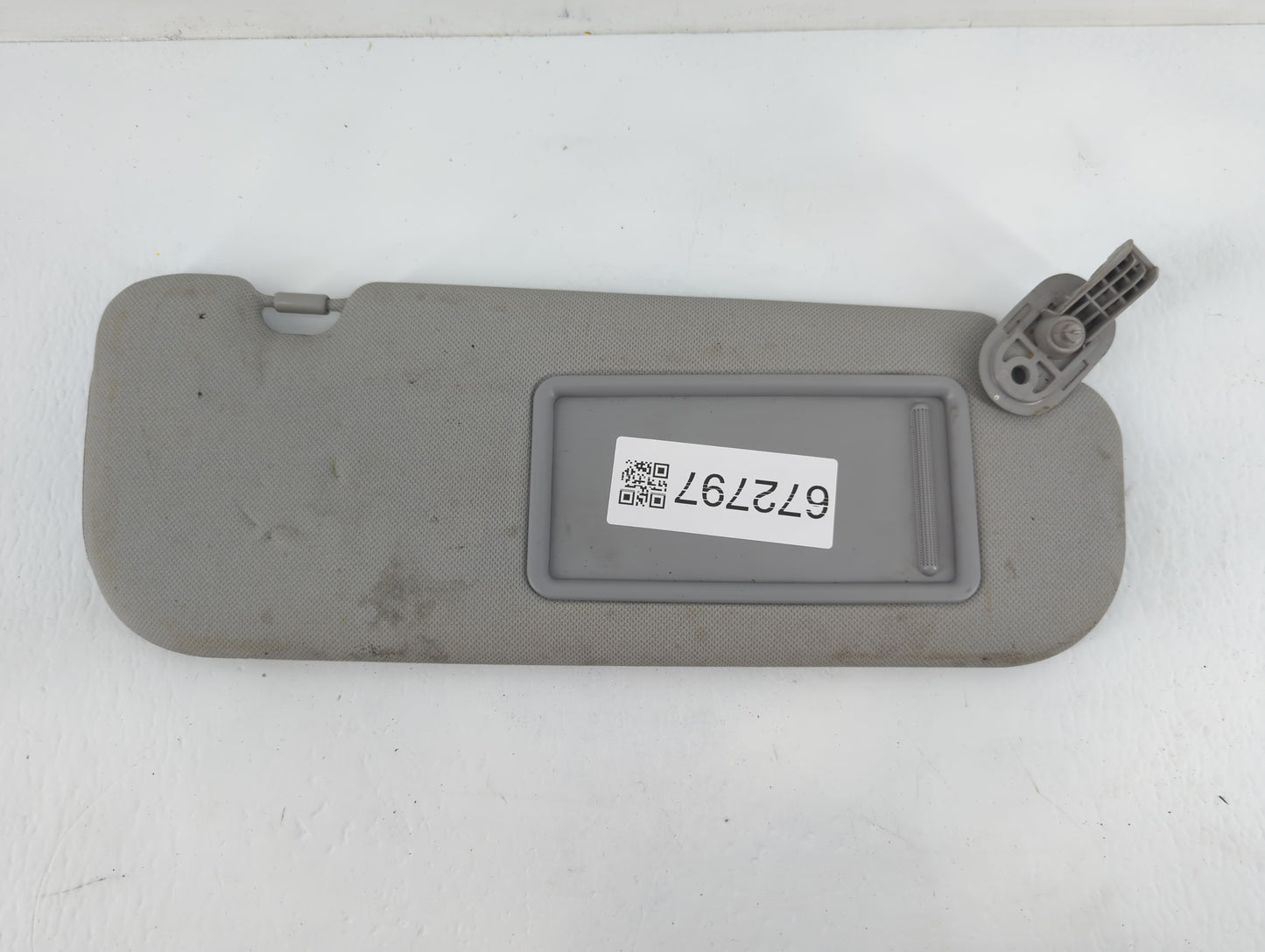 2014-2016 Hyundai Elantra Sun Visor Shade Replacement Passenger Right Mirror Fits Fits 2014 2015 2016 OEM Used Auto Parts - 