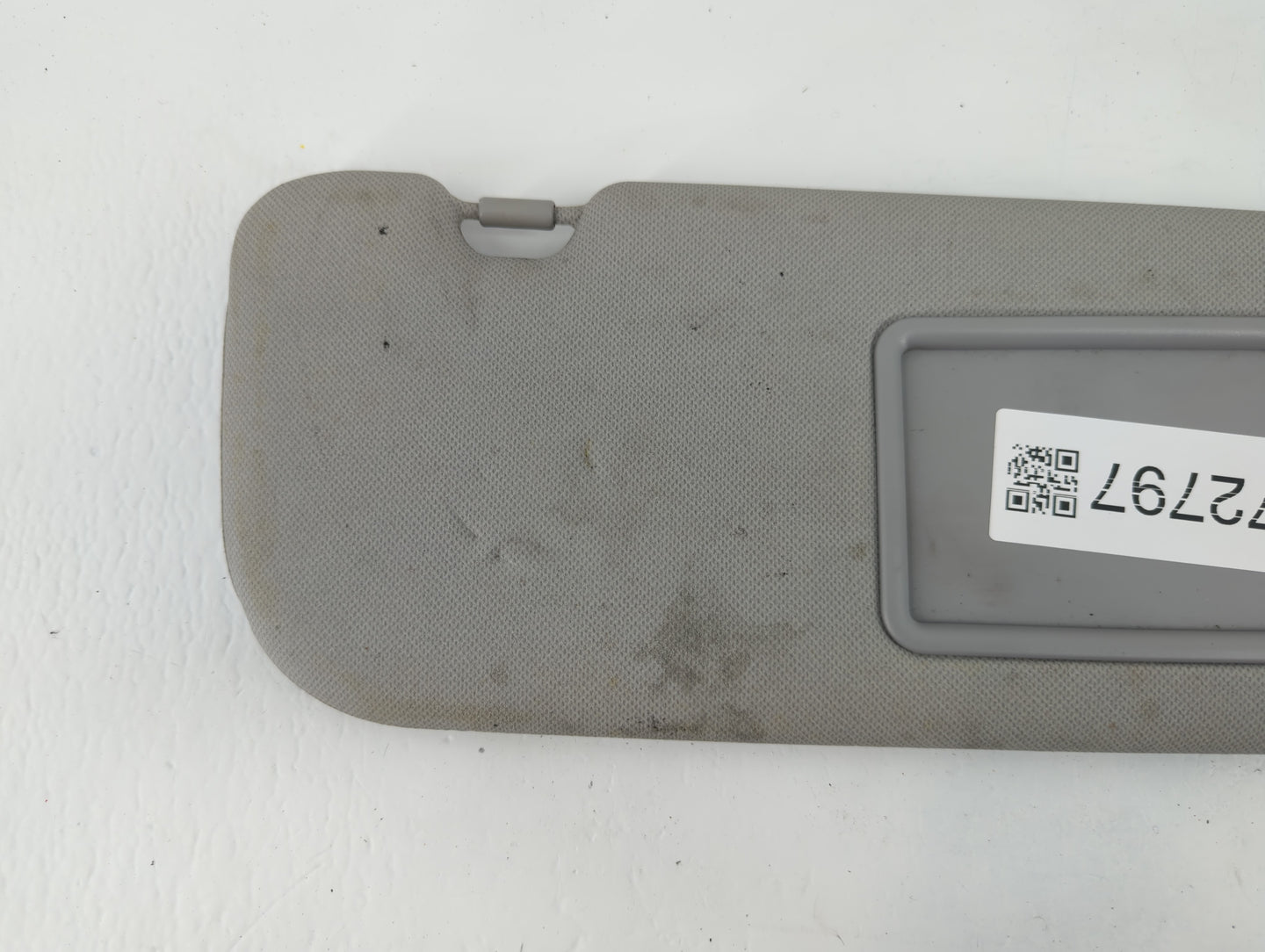 2014-2016 Hyundai Elantra Sun Visor Shade Replacement Passenger Right Mirror Fits Fits 2014 2015 2016 OEM Used Auto Parts - 