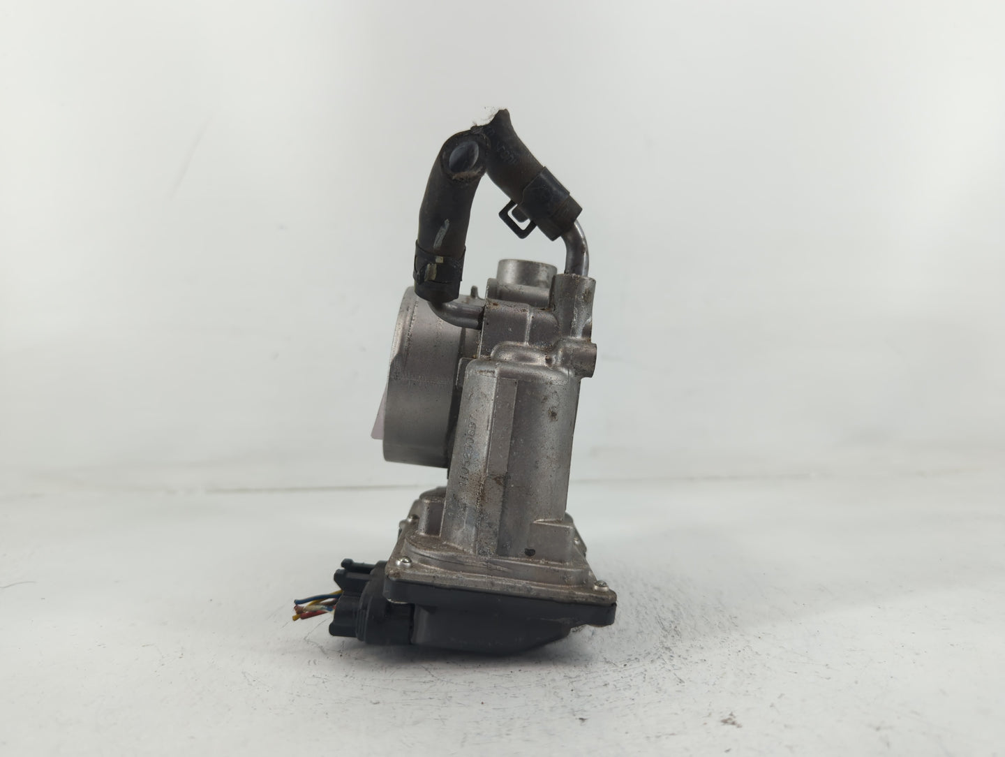 2011-2020 Hyundai Elantra Throttle Body P/N:35100-2E000 Fits Fits 2011 2012 2013 2014 2015 2016 2017 2018 2019 2020 2021 OEM