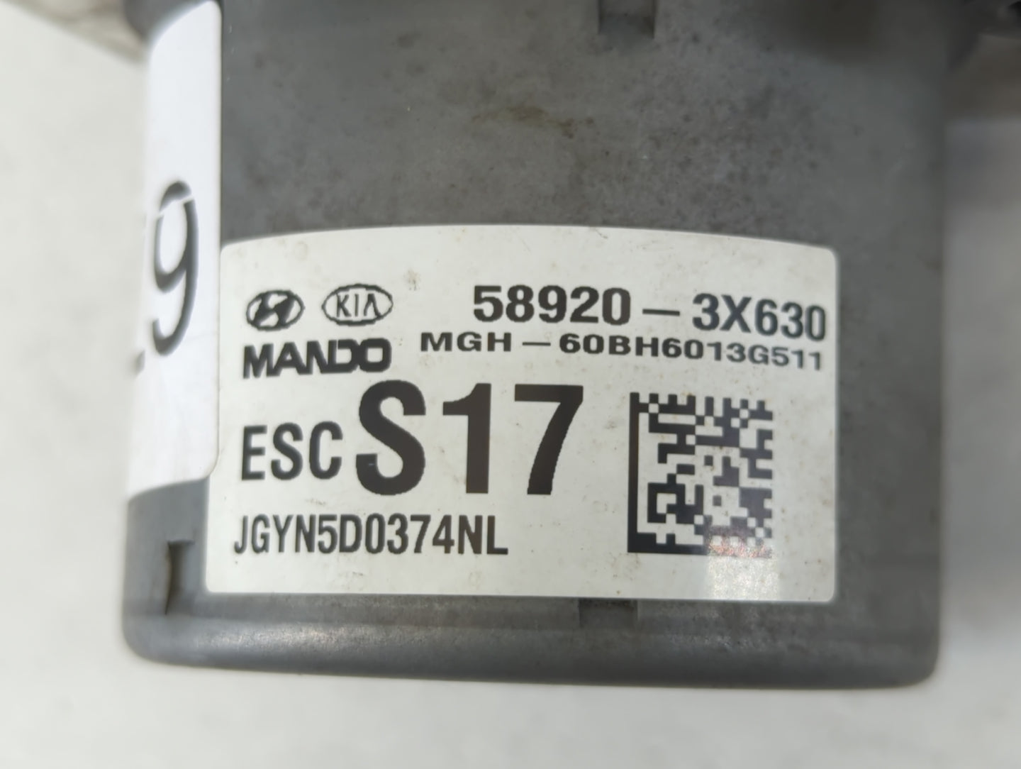 2014-2016 Hyundai Elantra ABS Pump Control Module Replacement P/N:58920-3X630 Fits Fits 2014 2015 2016 OEM Used Auto Parts -