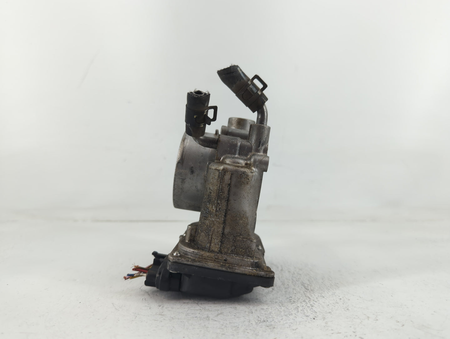 2011-2020 Hyundai Elantra Throttle Body P/N:5323 6R03 35100-2E000 Fits Fits 2011 2012 2013 2014 2015 2016 2017 2018 2019 202