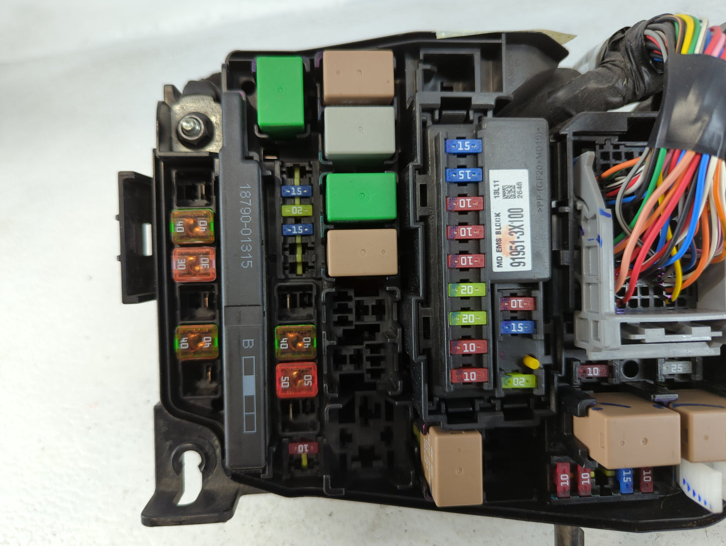 2014-2016 Hyundai Elantra Fusebox Fuse Box Panel Relay Module P/N:91951-3X710 Fits Fits 2014 2015 2016 OEM Used Auto Parts -