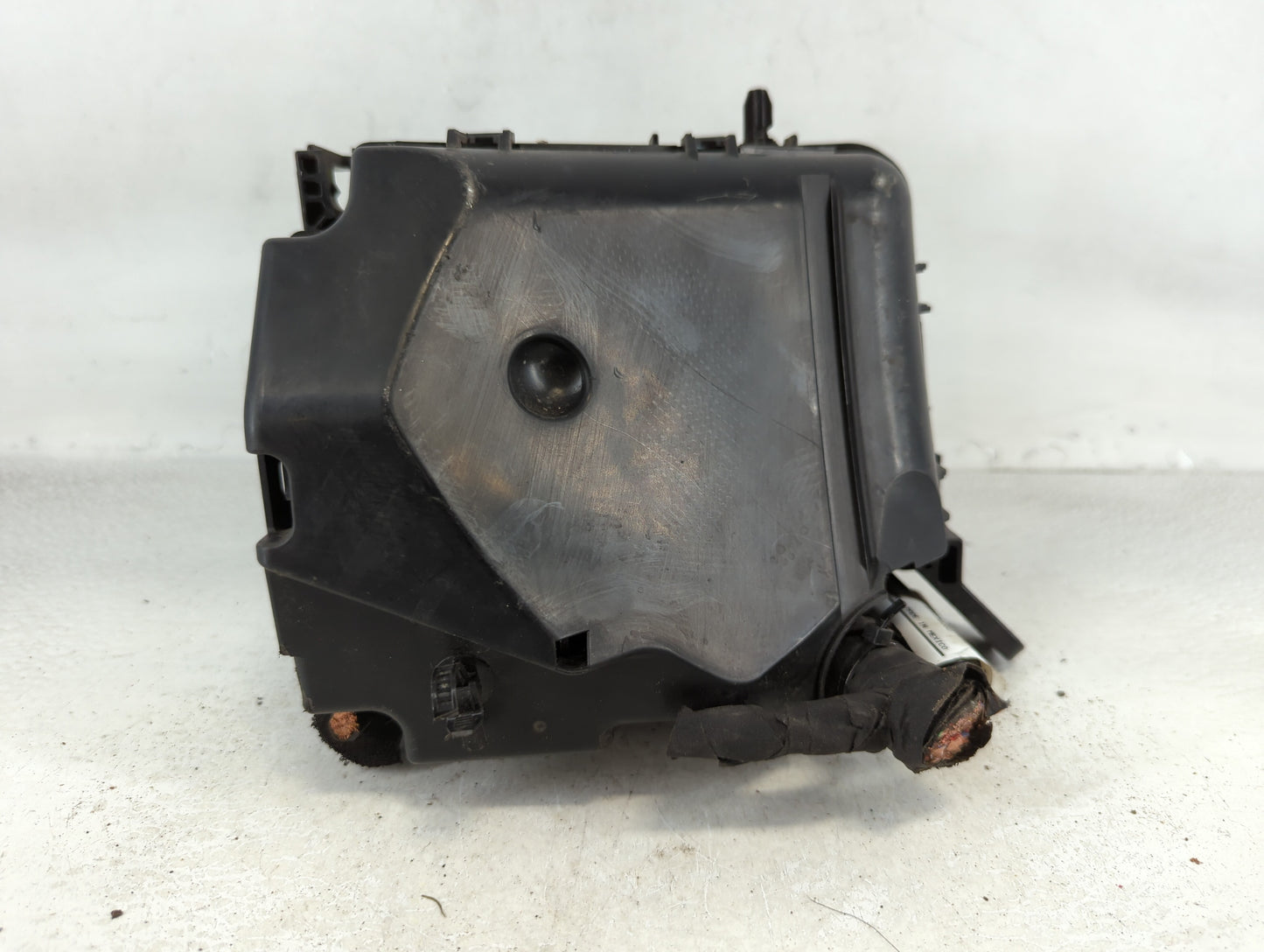 2014-2016 Hyundai Elantra Fusebox Fuse Box Panel Relay Module P/N:91951-3X710 Fits Fits 2014 2015 2016 OEM Used Auto Parts -