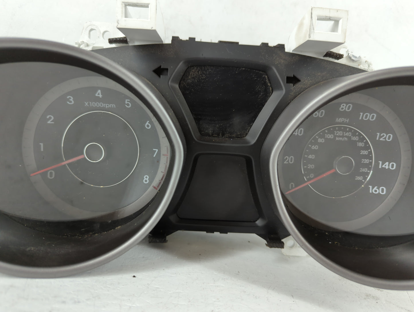 2014-2016 Hyundai Elantra Instrument Cluster Speedometer Gauges P/N:94004-3X210 Fits Fits 2014 2015 2016 OEM Used Auto Parts