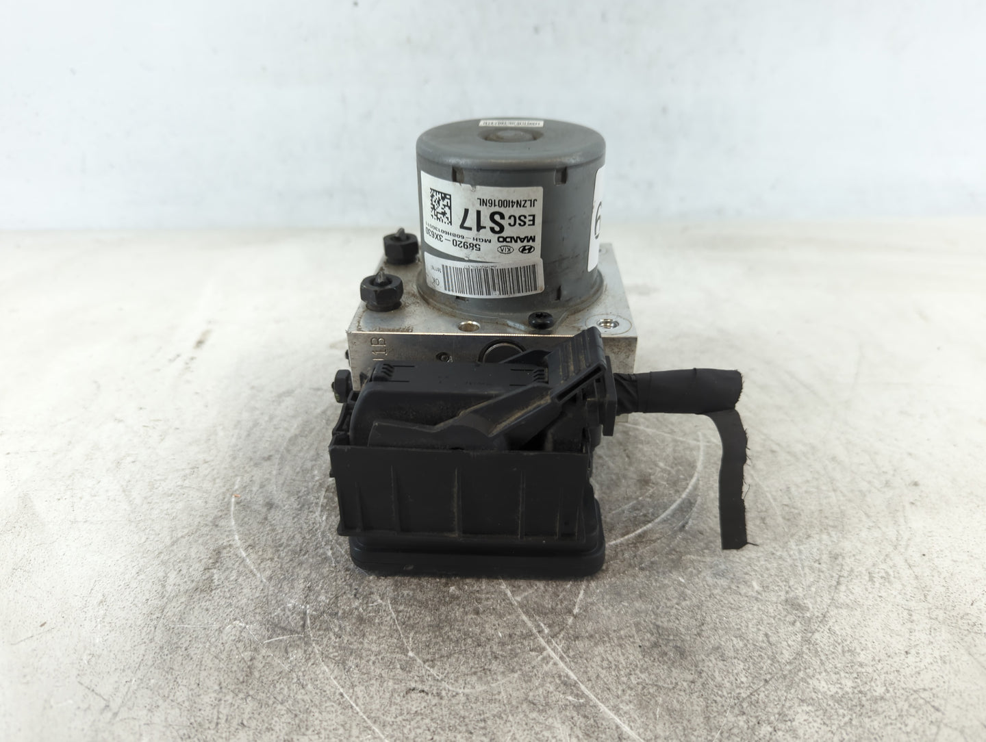 2014-2016 Hyundai Elantra ABS Pump Control Module Replacement P/N:58920-3X630 Fits Fits 2014 2015 2016 OEM Used Auto Parts -