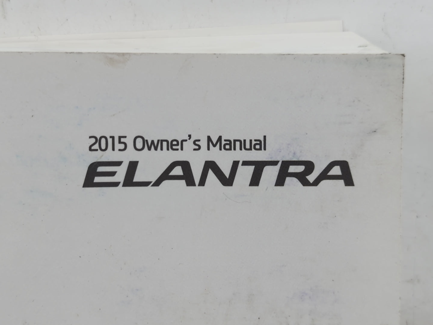 2015 Hyundai Elantra Owners Manual Book Guide P/N:ZA010A2-B OEM Used Auto Parts - Oemusedautoparts1.com