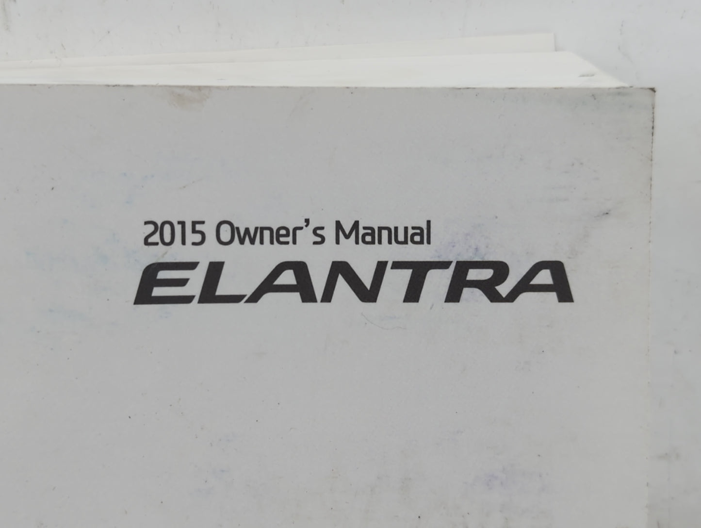 2015 Hyundai Elantra Owners Manual Book Guide P/N:ZA010A2-B OEM Used Auto Parts - Oemusedautoparts1.com