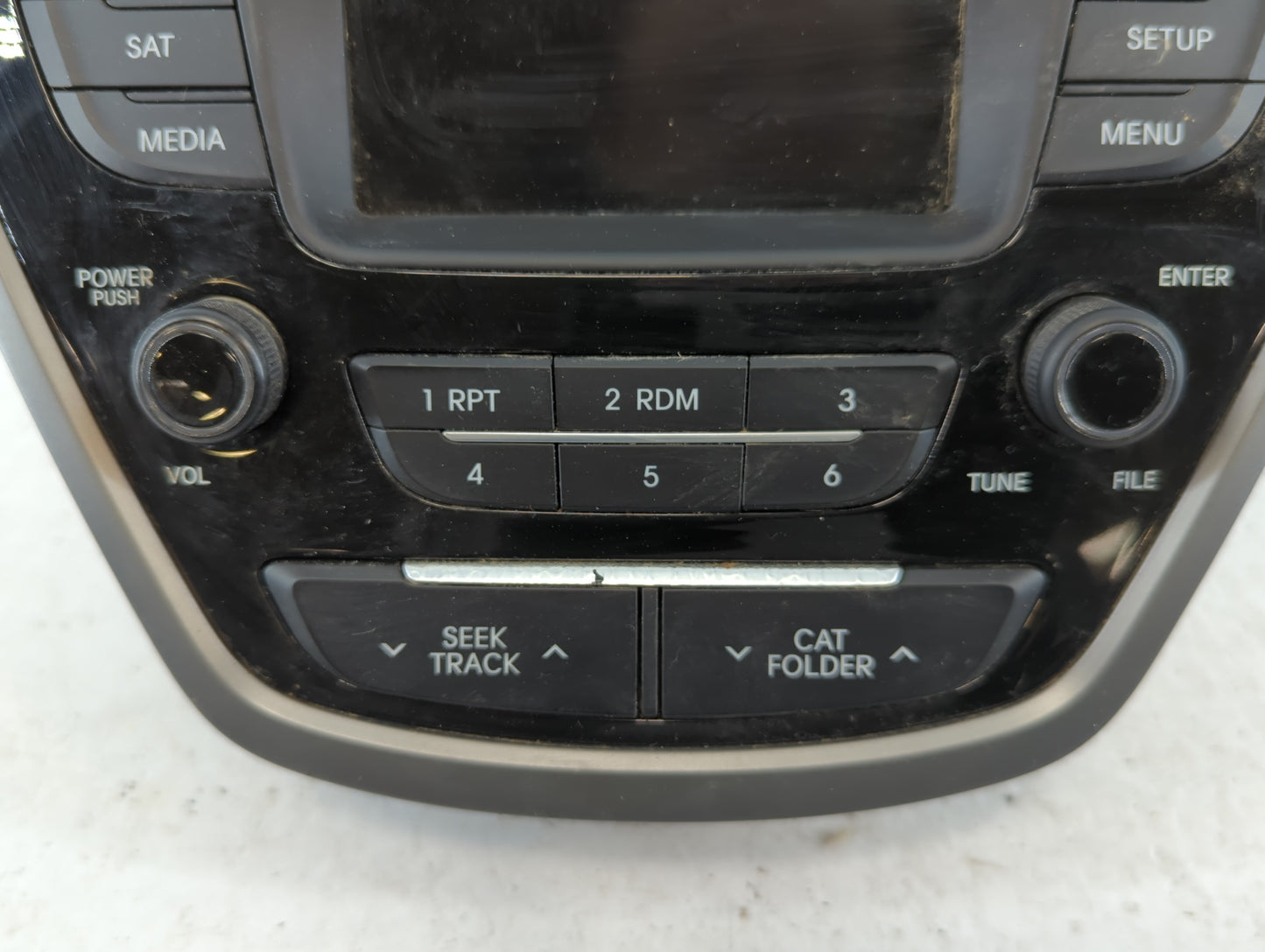 2014-2016 Hyundai Elantra Am Fm Cd Player Radio Receiver - Oemusedautoparts1.com