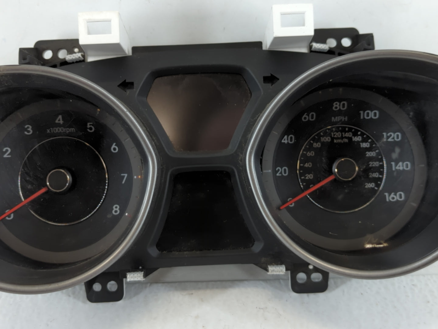 2014-2016 Hyundai Elantra Instrument Cluster Speedometer Gauges P/N:94004-3Y010 Fits Fits 2014 2015 2016 OEM Used Auto Parts
