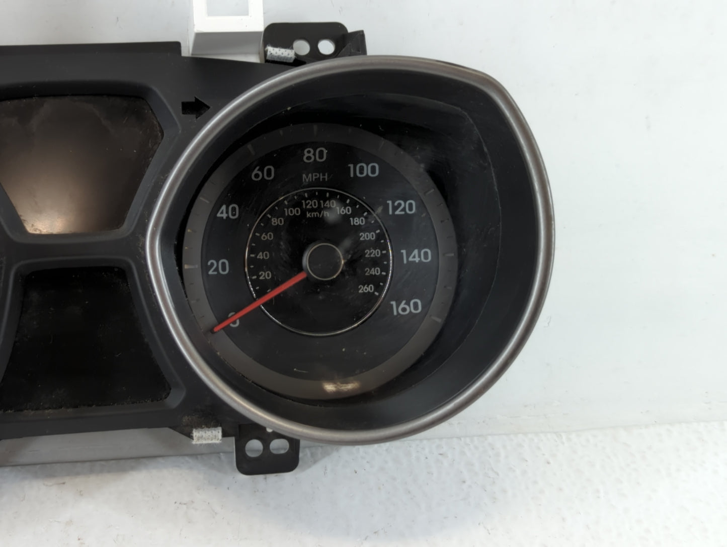 2014-2016 Hyundai Elantra Instrument Cluster Speedometer Gauges P/N:94004-3Y010 Fits Fits 2014 2015 2016 OEM Used Auto Parts