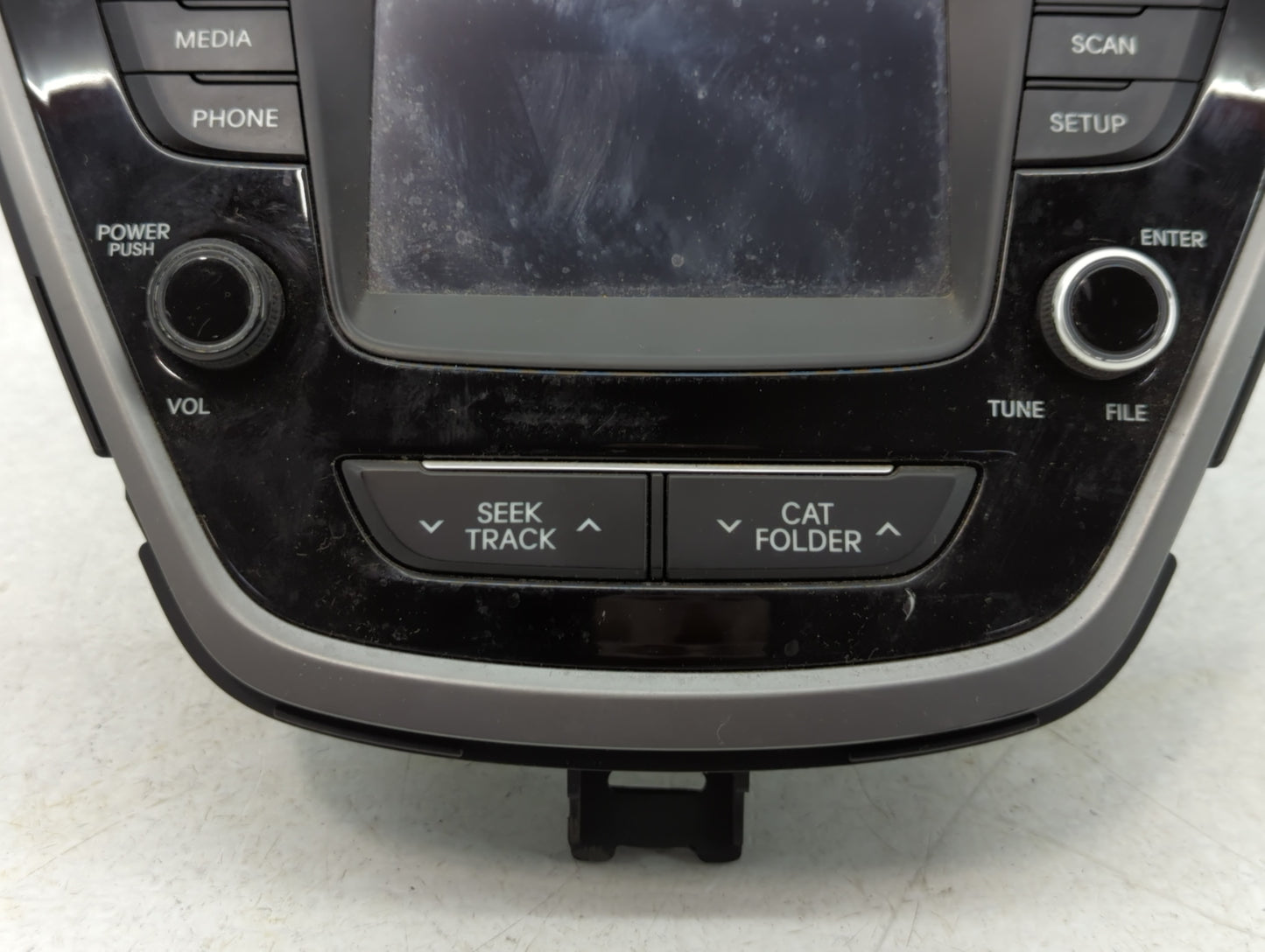 2014-2016 Hyundai Elantra Am Fm Cd Player Radio Receiver - Oemusedautoparts1.com