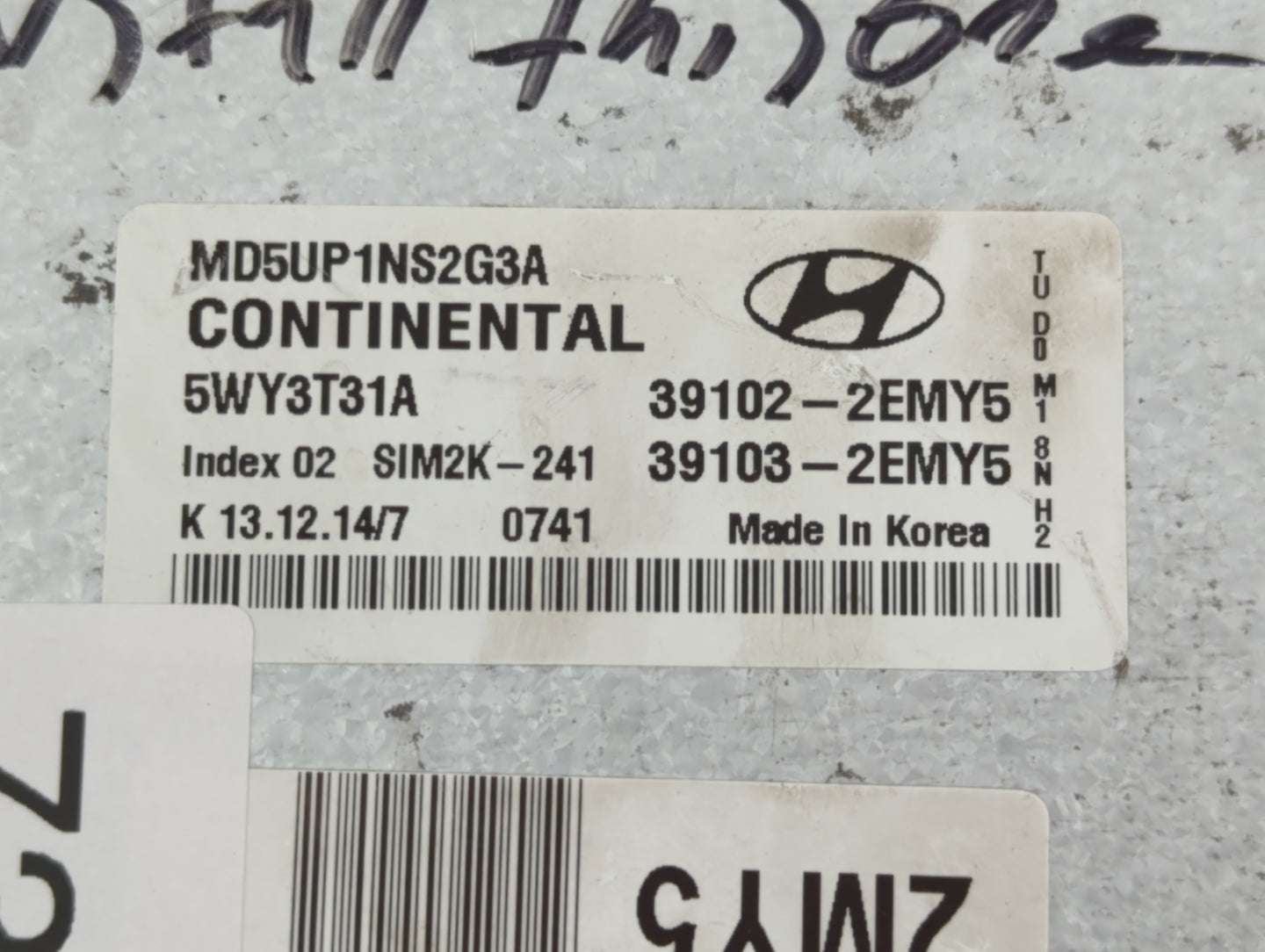 2015 Hyundai Elantra PCM Engine Control Computer ECU ECM PCU OEM P/N:39103-2EMY5 39102-2EMY5 Fits OEM Used Auto Parts - Oemu