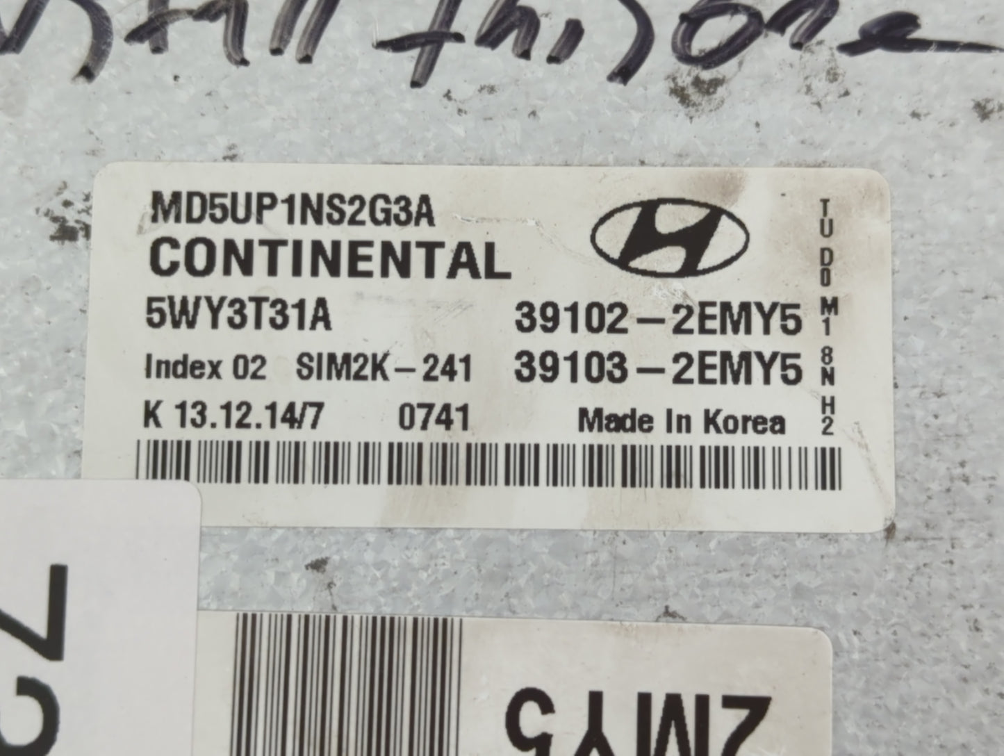 2015 Hyundai Elantra PCM Engine Control Computer ECU ECM PCU OEM P/N:39103-2EMY5 39102-2EMY5 Fits OEM Used Auto Parts - Oemu