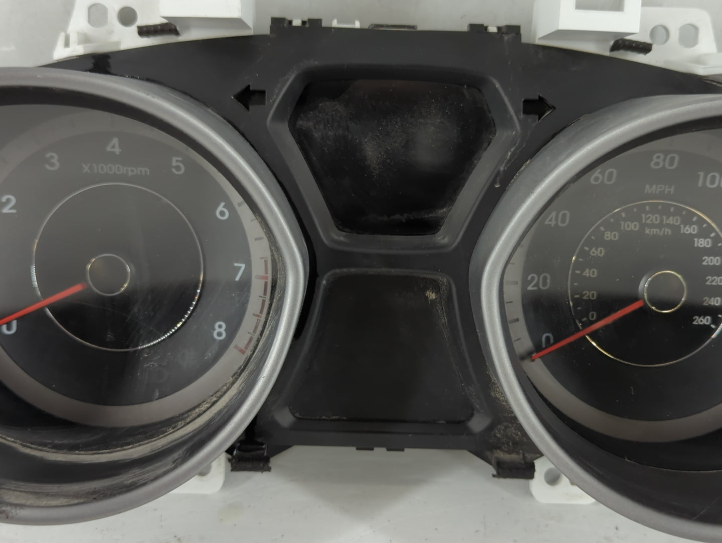2014-2016 Hyundai Elantra Instrument Cluster Speedometer Gauges P/N:94004-3Y010 Fits Fits 2014 2015 2016 OEM Used Auto Parts