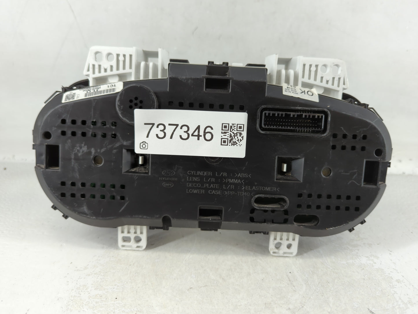 2014-2016 Hyundai Elantra Instrument Cluster Speedometer Gauges P/N:94004-3Y010 Fits Fits 2014 2015 2016 OEM Used Auto Parts