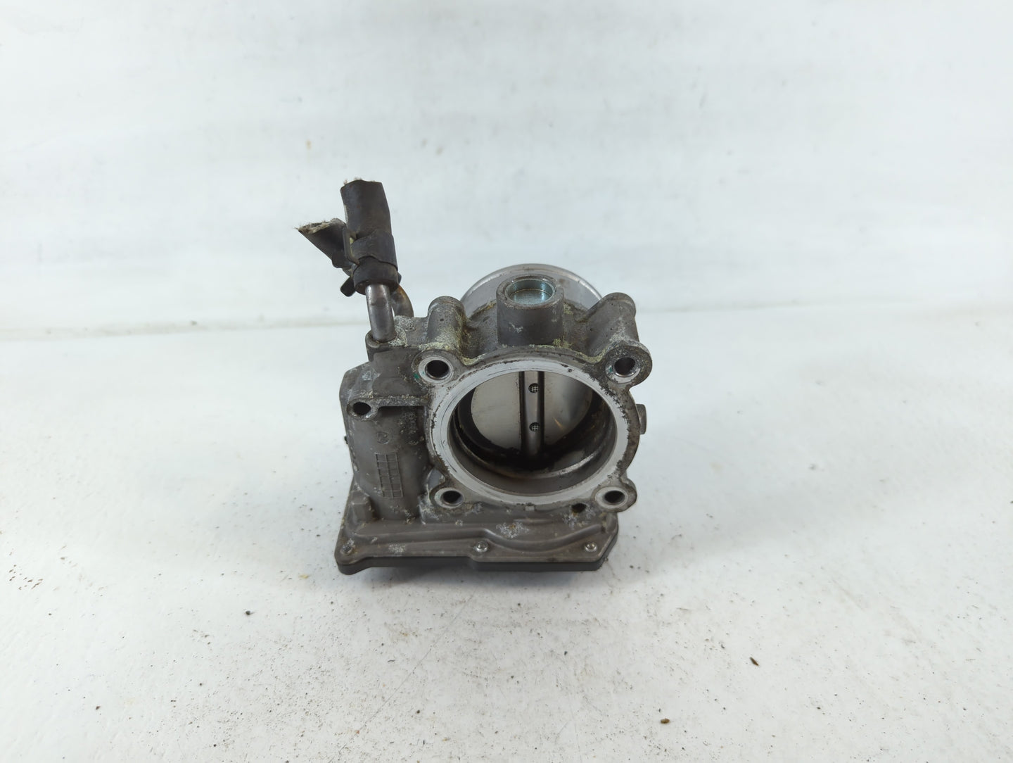 2011-2020 Hyundai Elantra Throttle Body P/N:35100-2E000 Fits Fits 2011 2012 2013 2014 2015 2016 2017 2018 2019 2020 2021 OEM