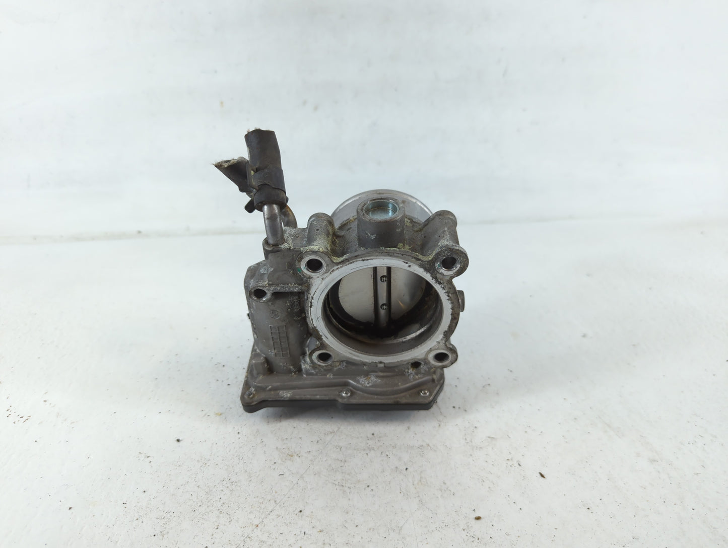 2011-2020 Hyundai Elantra Throttle Body P/N:35100-2E000 Fits Fits 2011 2012 2013 2014 2015 2016 2017 2018 2019 2020 2021 OEM