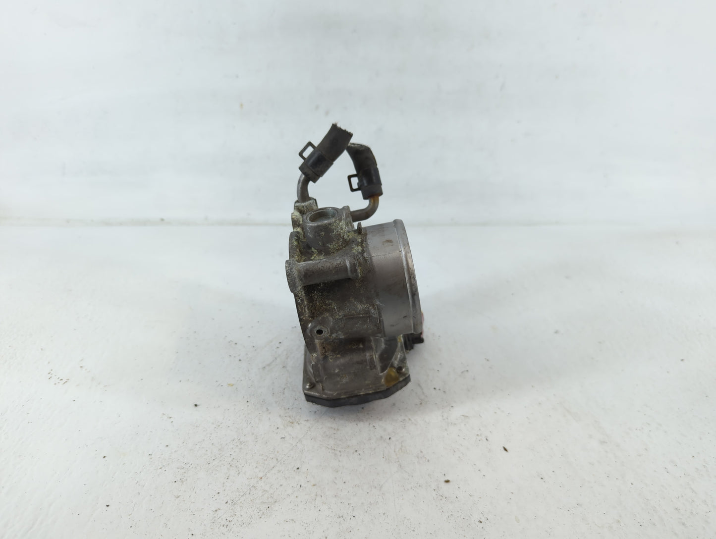 2011-2020 Hyundai Elantra Throttle Body P/N:35100-2E000 Fits Fits 2011 2012 2013 2014 2015 2016 2017 2018 2019 2020 2021 OEM