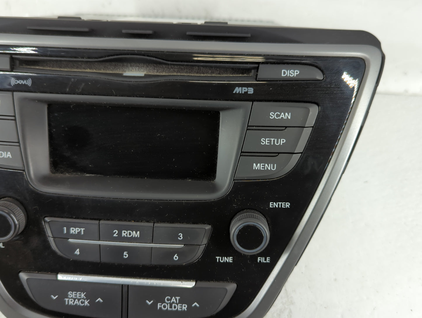 2014-2016 Hyundai Elantra Am Fm Cd Player Radio Receiver - Oemusedautoparts1.com