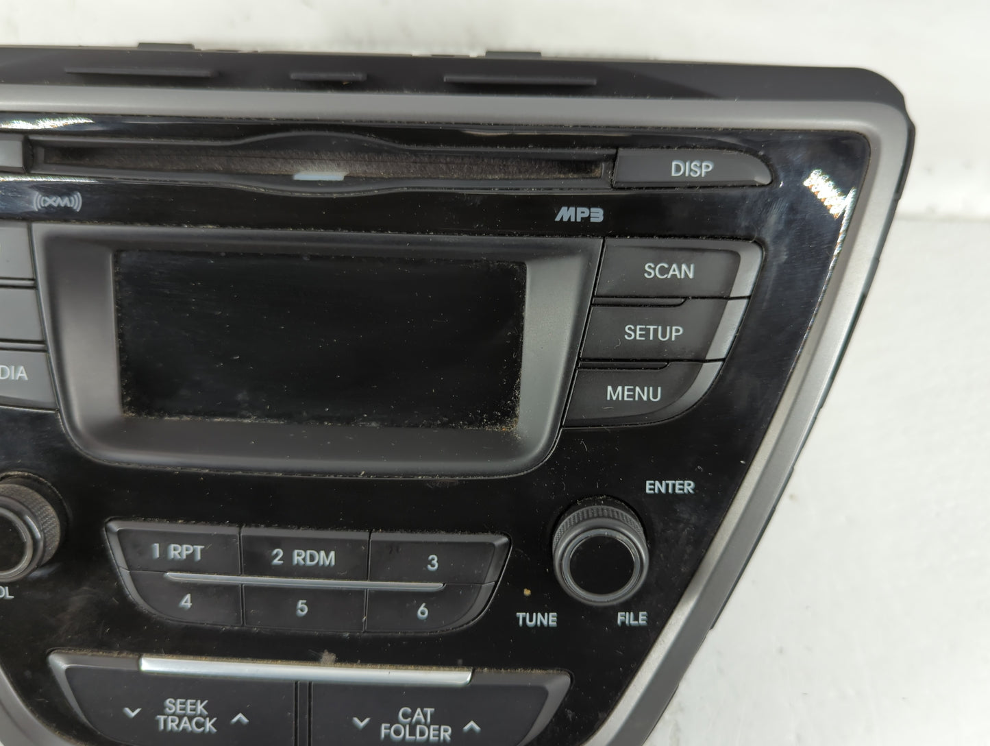 2014-2016 Hyundai Elantra Am Fm Cd Player Radio Receiver - Oemusedautoparts1.com