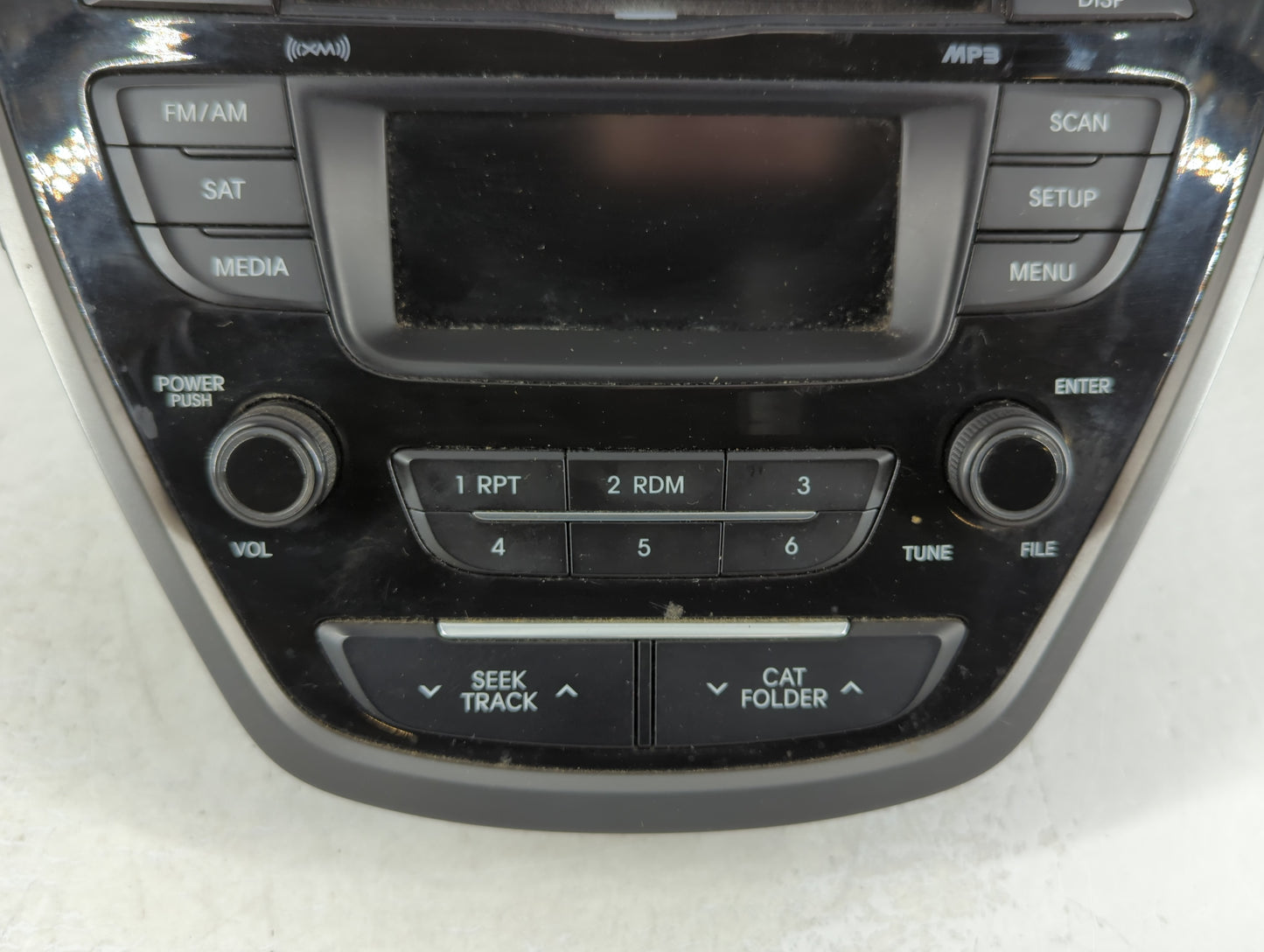 2014-2016 Hyundai Elantra Am Fm Cd Player Radio Receiver - Oemusedautoparts1.com