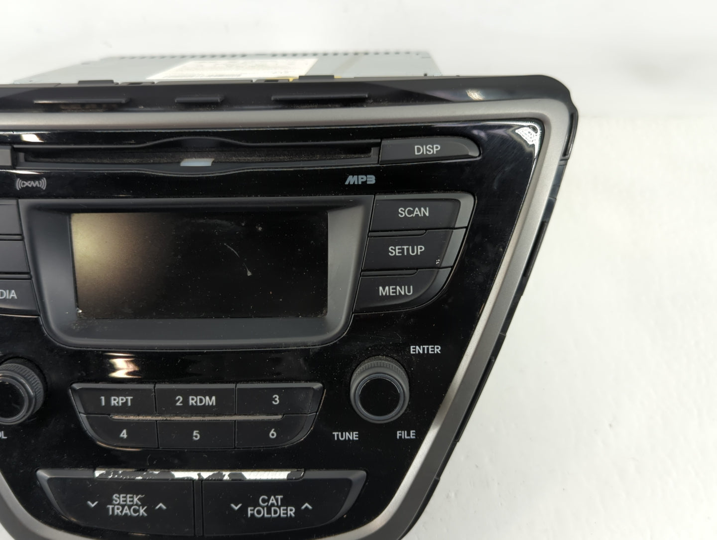 2014-2016 Hyundai Elantra Am Fm Cd Player Radio Receiver - Oemusedautoparts1.com
