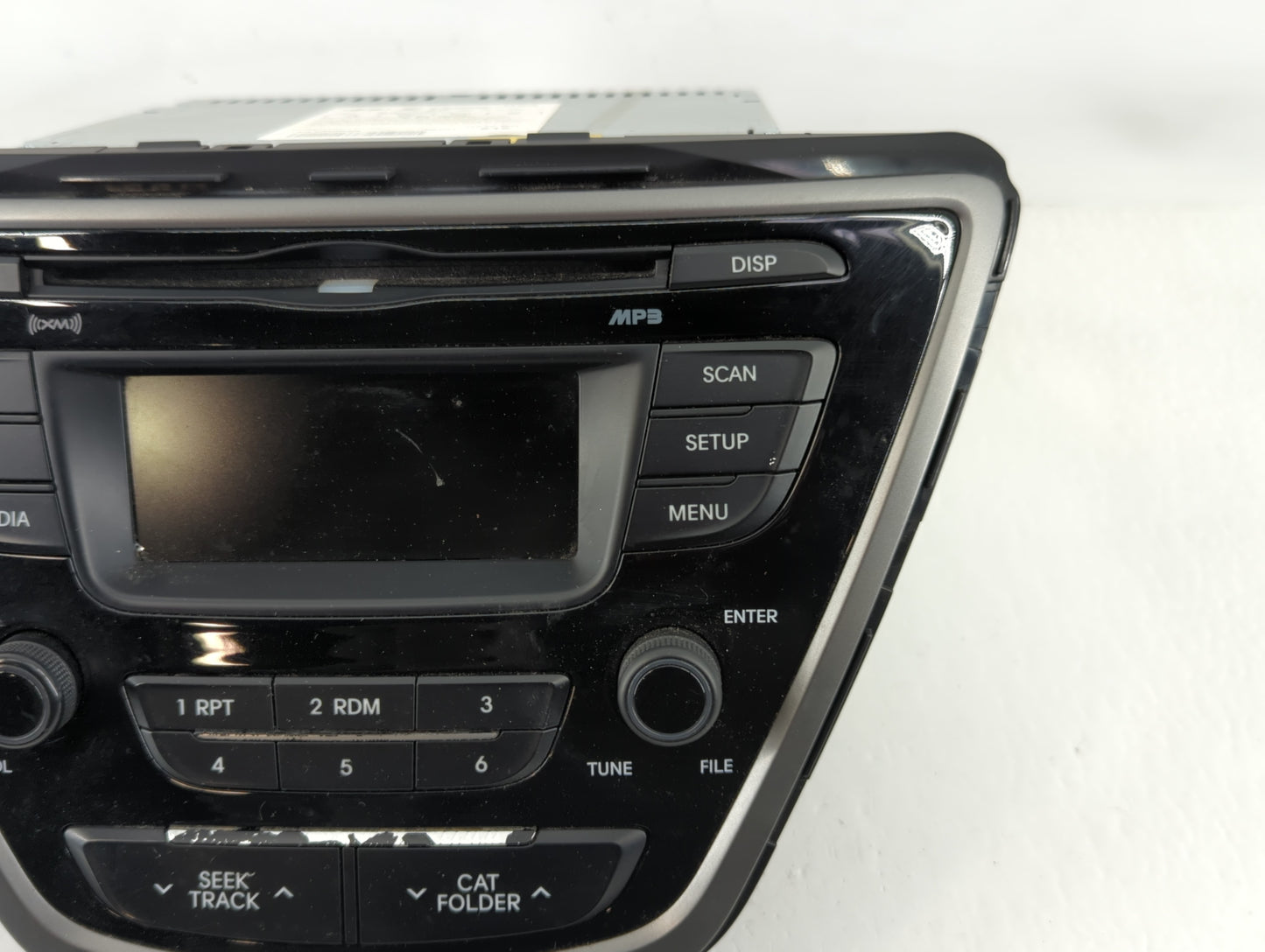 2014-2016 Hyundai Elantra Am Fm Cd Player Radio Receiver - Oemusedautoparts1.com