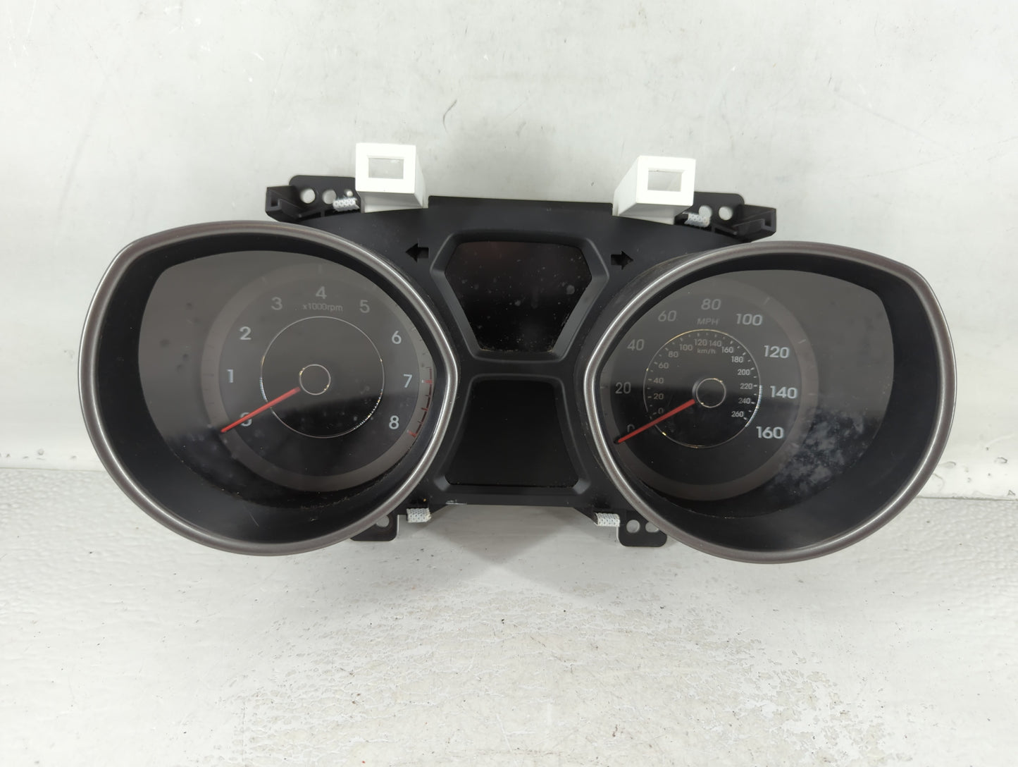 2014-2016 Hyundai Elantra Instrument Cluster Speedometer Gauges P/N:84004-3Y010 Fits Fits 2014 2015 2016 OEM Used Auto Parts