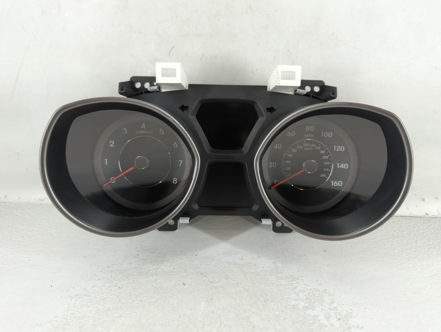 2014-2016 Hyundai Elantra Instrument Cluster Speedometer Gauges P/N:94004-3Y010 Fits Fits 2014 2015 2016 OEM Used Auto Parts
