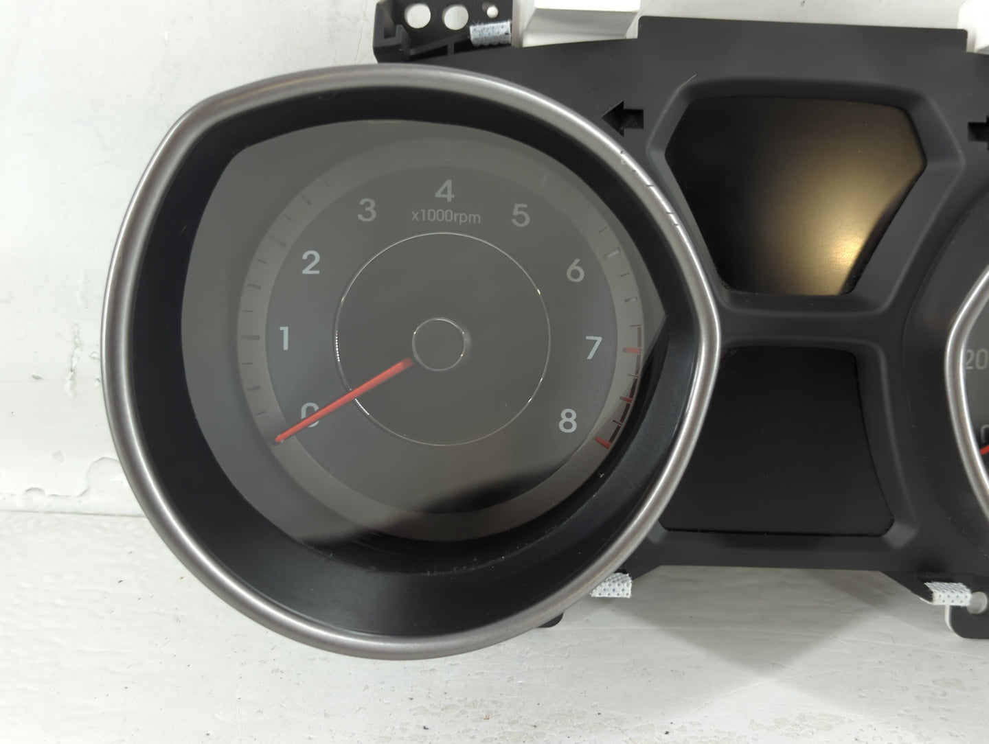 2014-2016 Hyundai Elantra Instrument Cluster Speedometer Gauges P/N:94004-3Y010 Fits Fits 2014 2015 2016 OEM Used Auto Parts