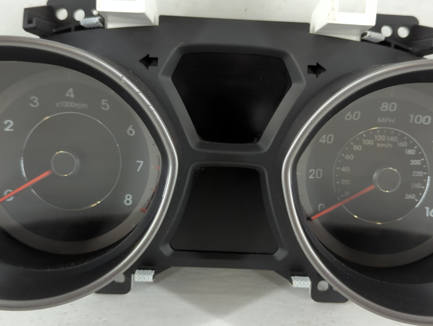 2014-2016 Hyundai Elantra Instrument Cluster Speedometer Gauges P/N:94004-3Y010 Fits Fits 2014 2015 2016 OEM Used Auto Parts