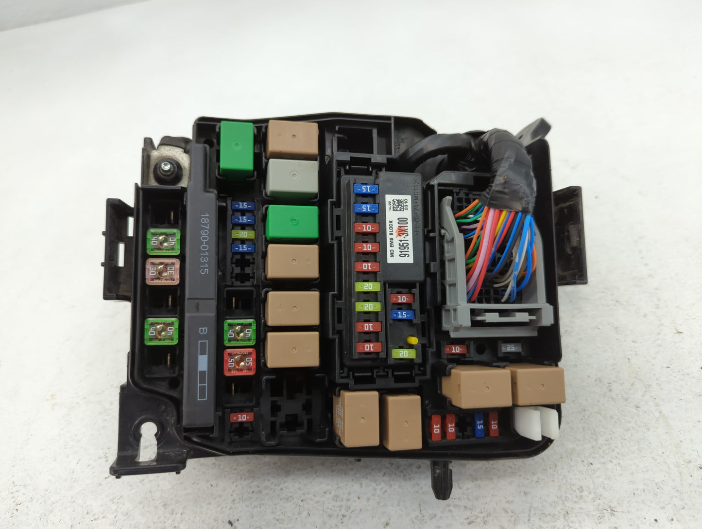 2014-2016 Hyundai Elantra Fusebox Fuse Box Panel Relay Module P/N:91266 3X060 Fits Fits 2014 2015 2016 OEM Used Auto Parts -