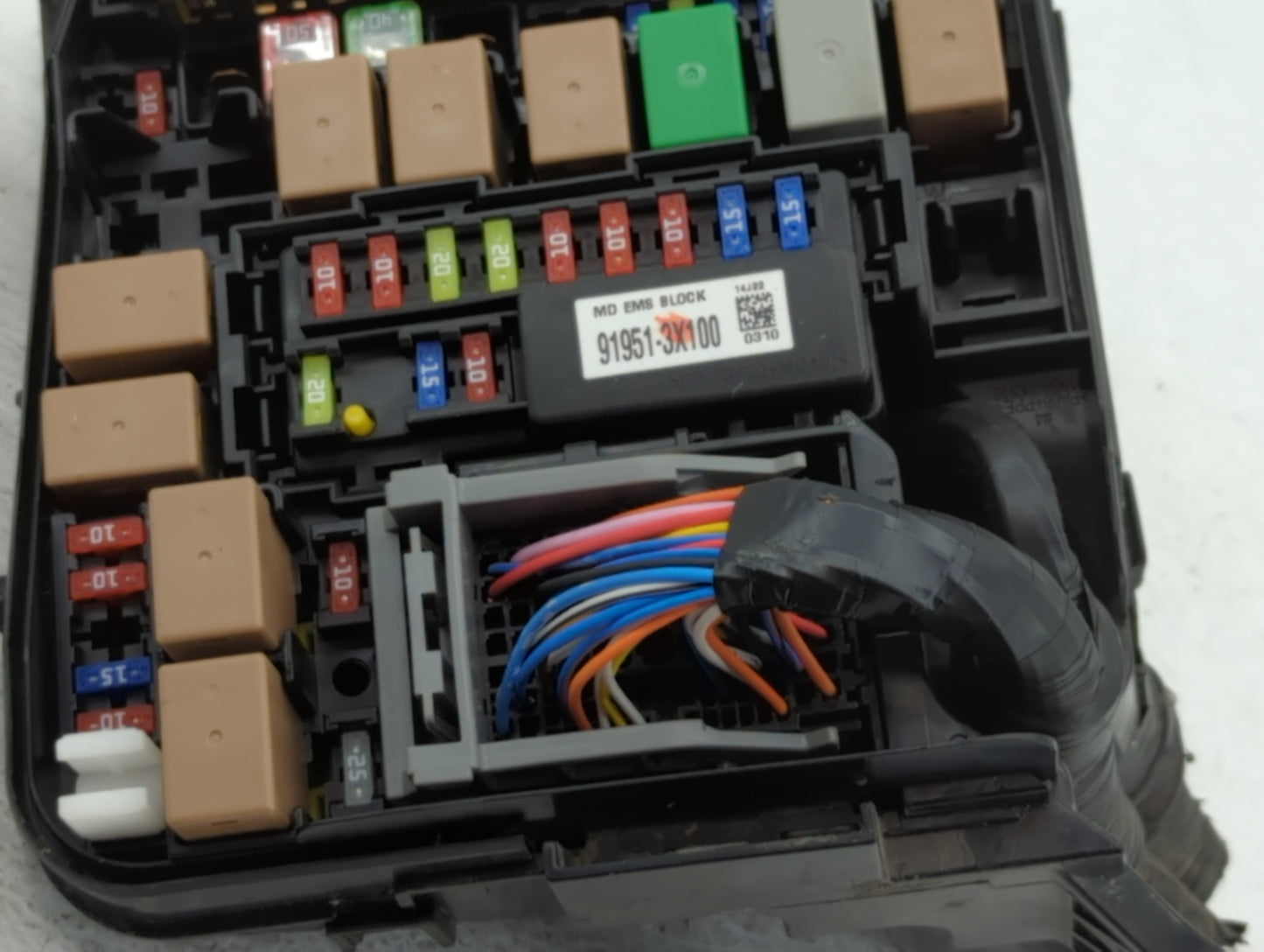 2014-2016 Hyundai Elantra Fusebox Fuse Box Panel Relay Module P/N:91266 3X060 Fits Fits 2014 2015 2016 OEM Used Auto Parts -