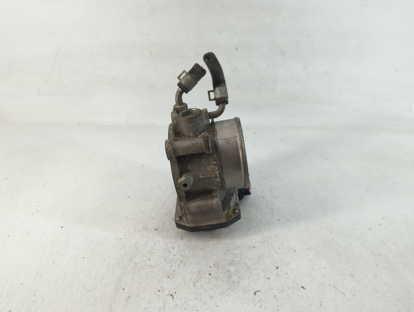 2011-2020 Hyundai Elantra Throttle Body P/N:35100-2E000 Fits Fits 2011 2012 2013 2014 2015 2016 2017 2018 2019 2020 2021 OEM