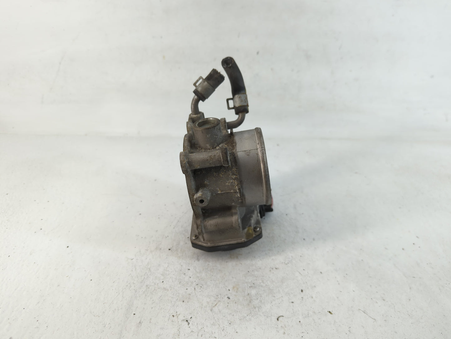 2011-2020 Hyundai Elantra Throttle Body P/N:35100-2E000 Fits Fits 2011 2012 2013 2014 2015 2016 2017 2018 2019 2020 2021 OEM